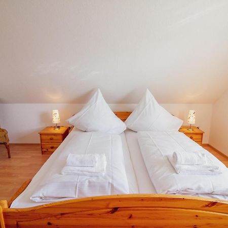 Haus Leuchtturm - Ebbe Apartment ครุมเฮิร์น ภายนอก รูปภาพ