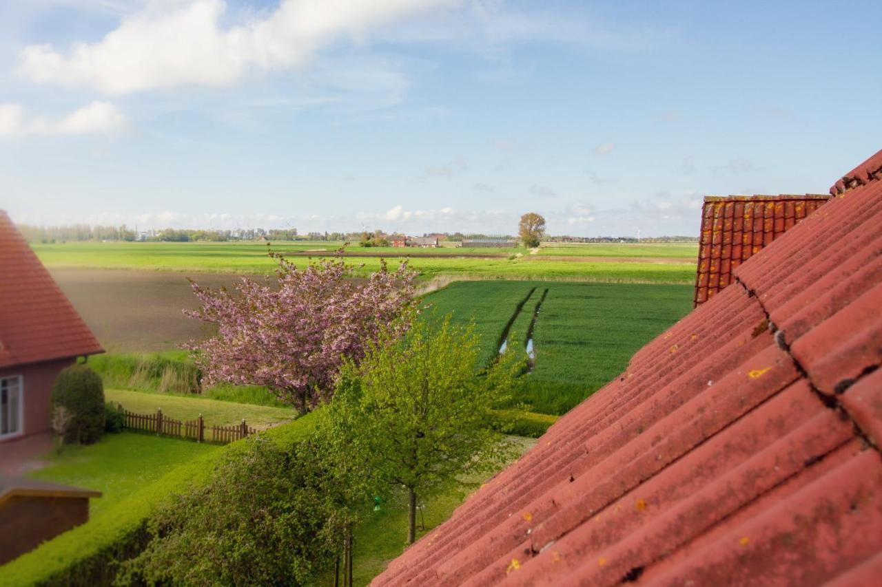 Haus Leuchtturm - Ebbe Apartment ครุมเฮิร์น ภายนอก รูปภาพ