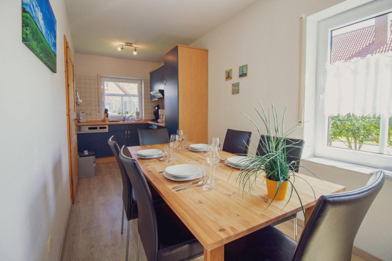 Haus Leuchtturm - Ebbe Apartment ครุมเฮิร์น ภายนอก รูปภาพ